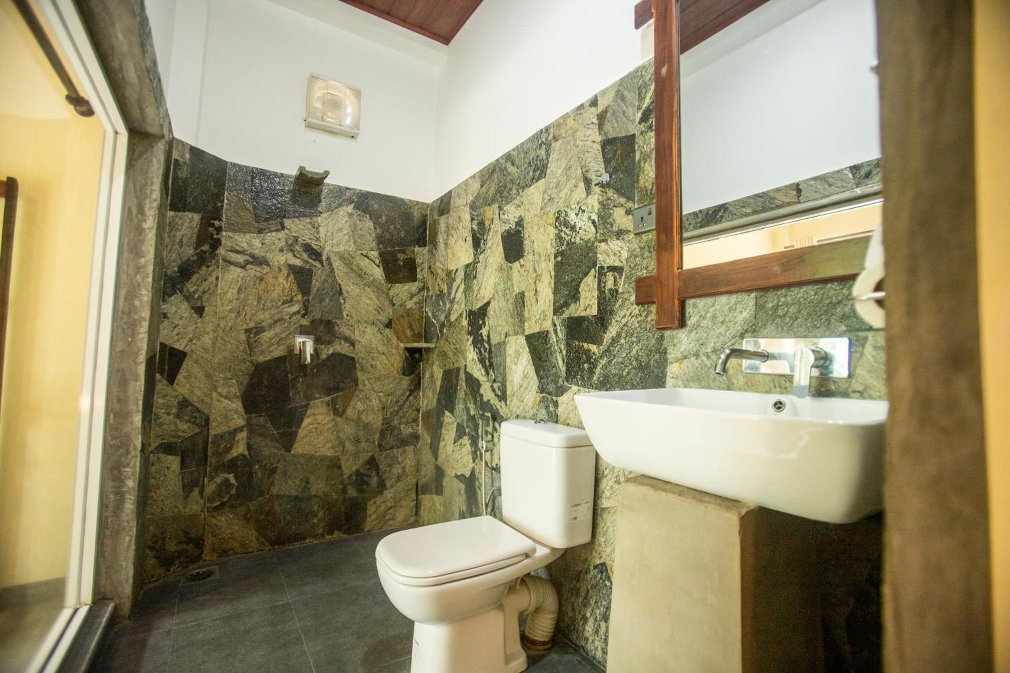 Evergreen Hotel Dambulla Dış mekan fotoğraf